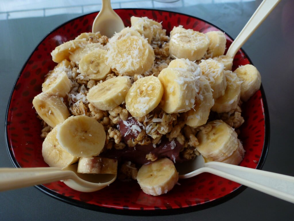 Açaí na tigela carioca